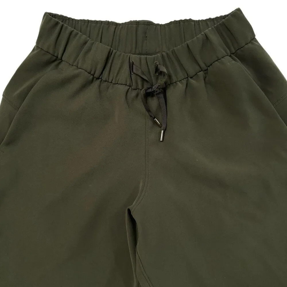 Lululemon Women's On The Fly Jogger Travel Woven Dark Olive Size 4